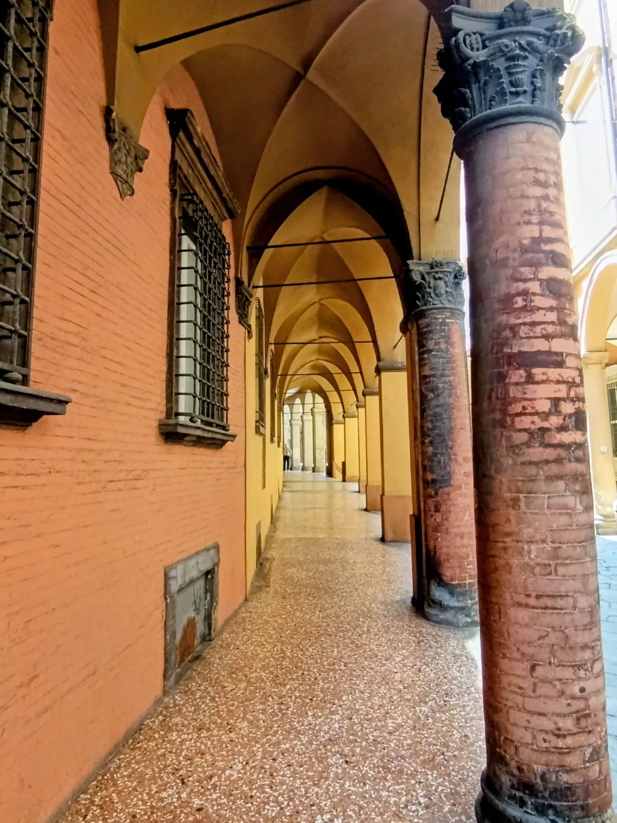 Arched porticoes in Bologna